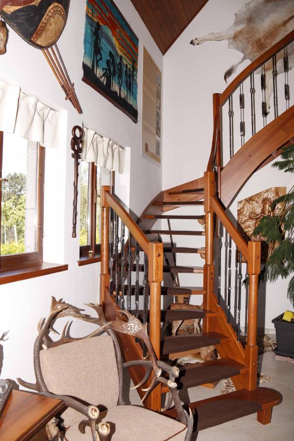 Apartman U Vagnera ดวูร์กราโลเว นัด ลาเบม ภายนอก รูปภาพ